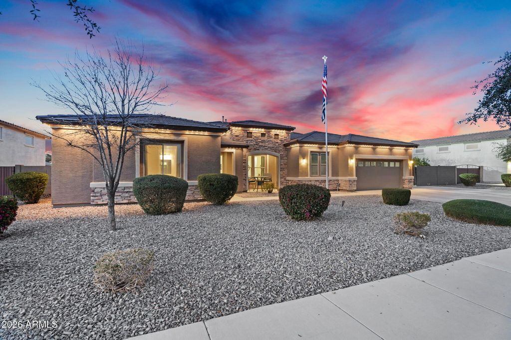 Photo of 21960 E Russet Road, Queen Creek, AZ 85142 (MLS # 6994274)