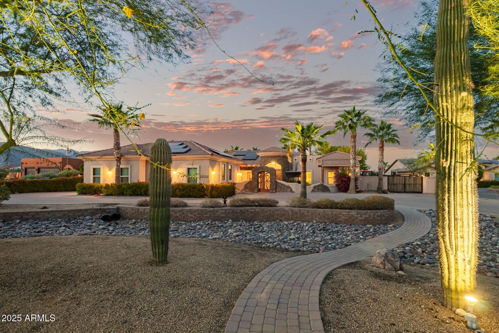 Photo of 19528 W Georgia Avenue, Litchfield Park, AZ 85340 (MLS # 6946427)