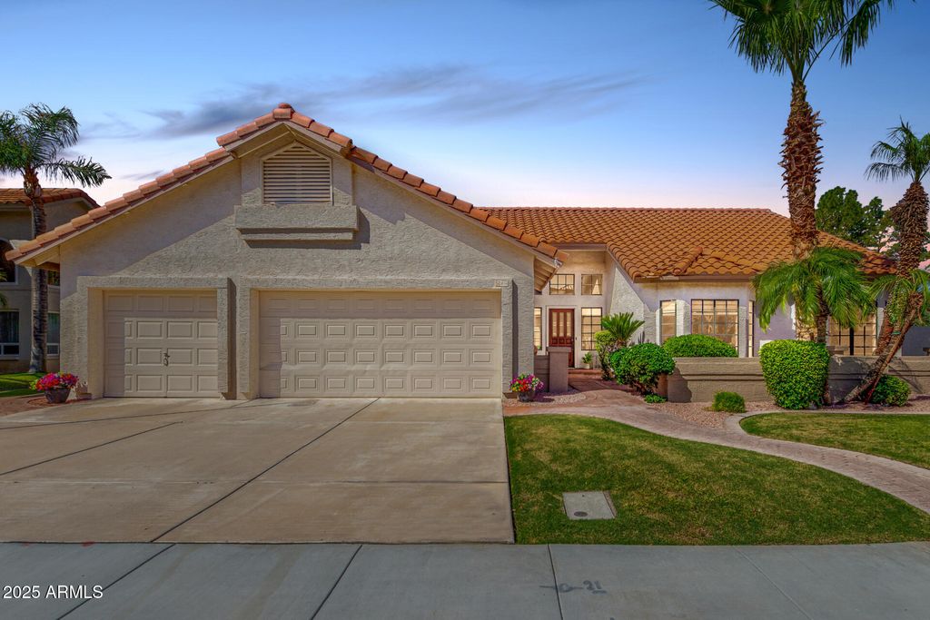Photo of 1034 N Sea Haven Court, Gilbert, AZ 85234 (MLS # 6926542)