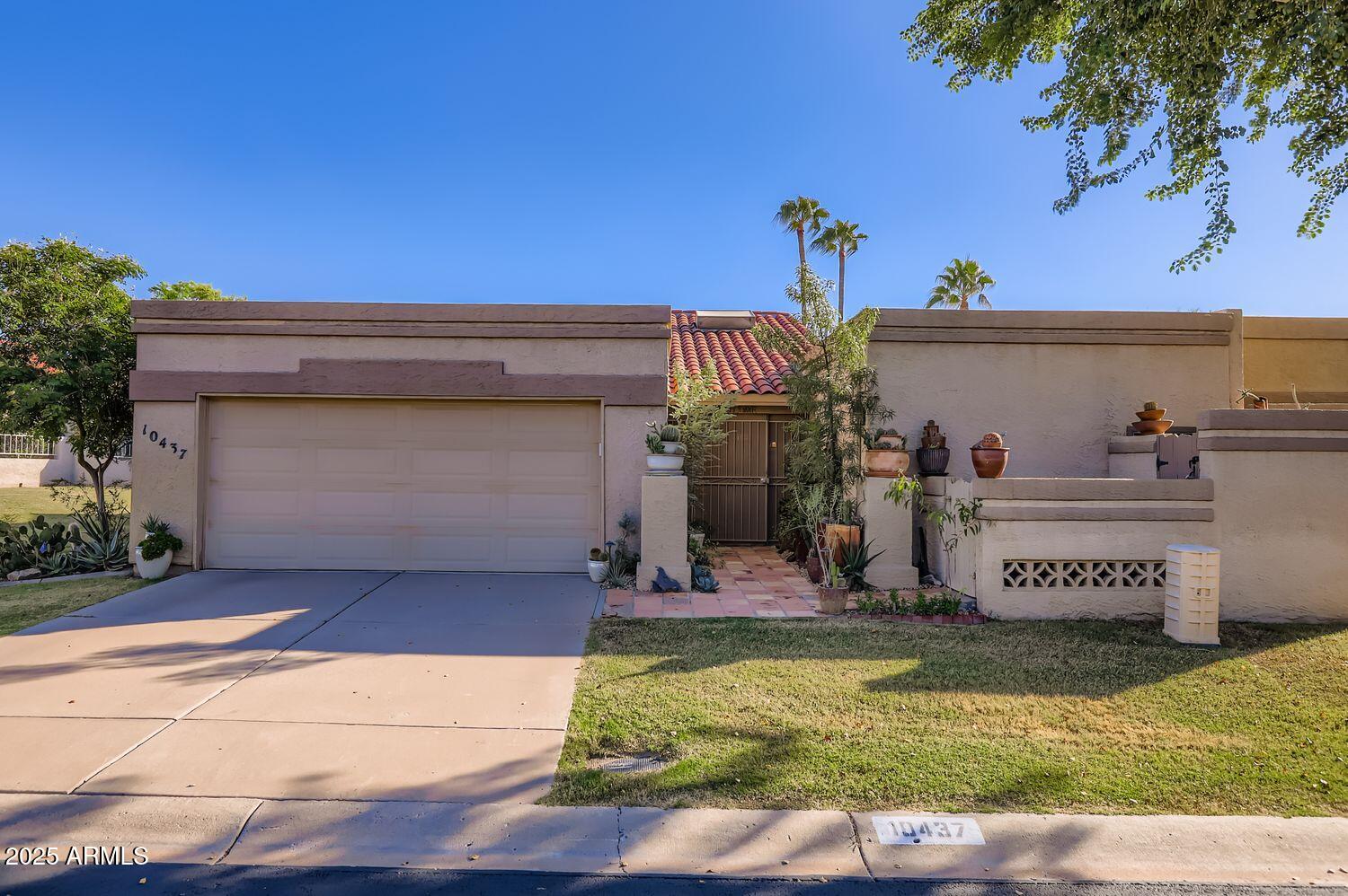 10437 E COCHISE Avenue