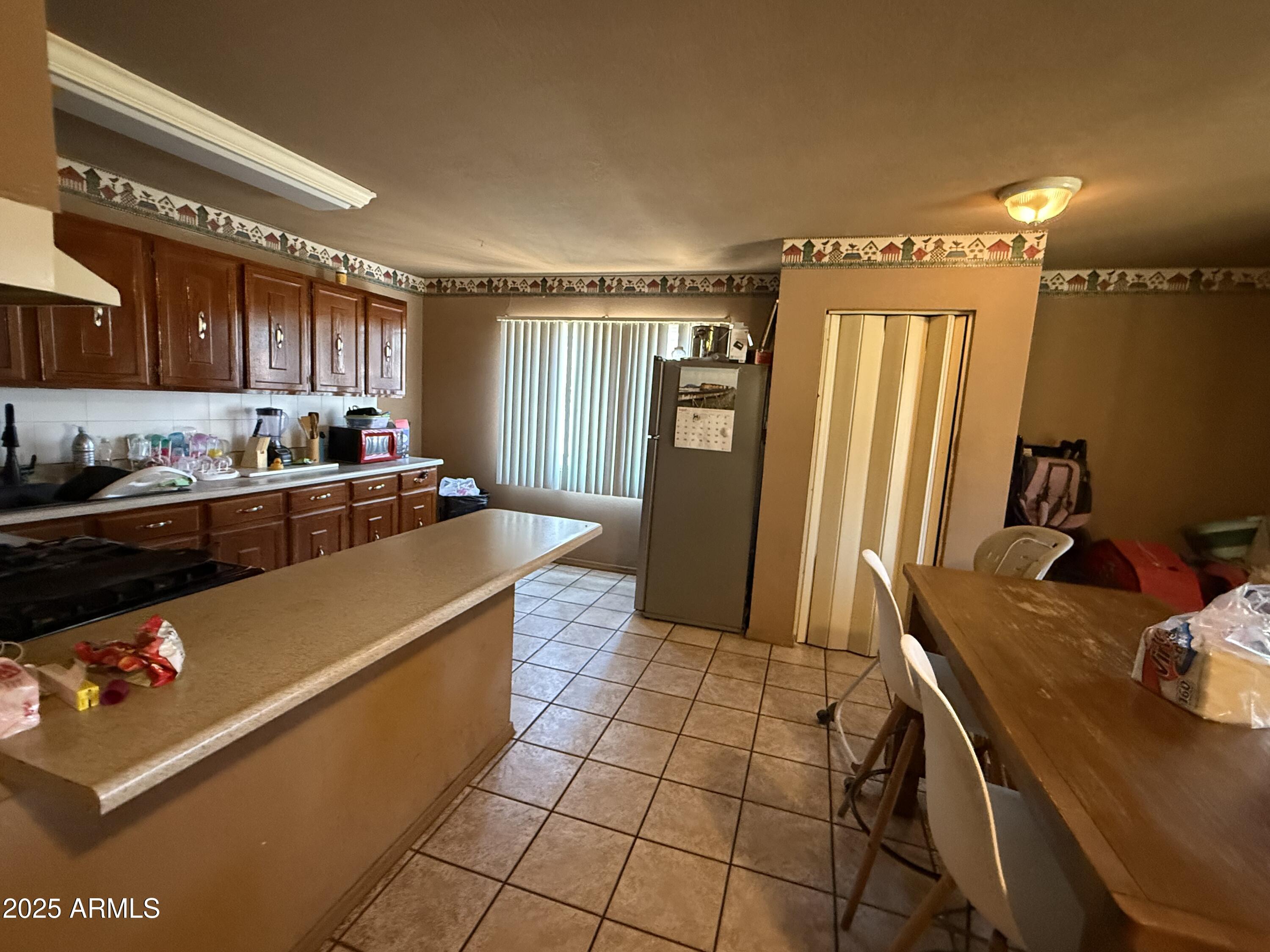 3937 W Stella Lane