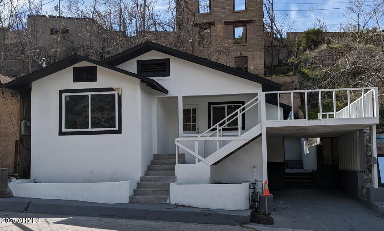 224 S Adonis Avenue