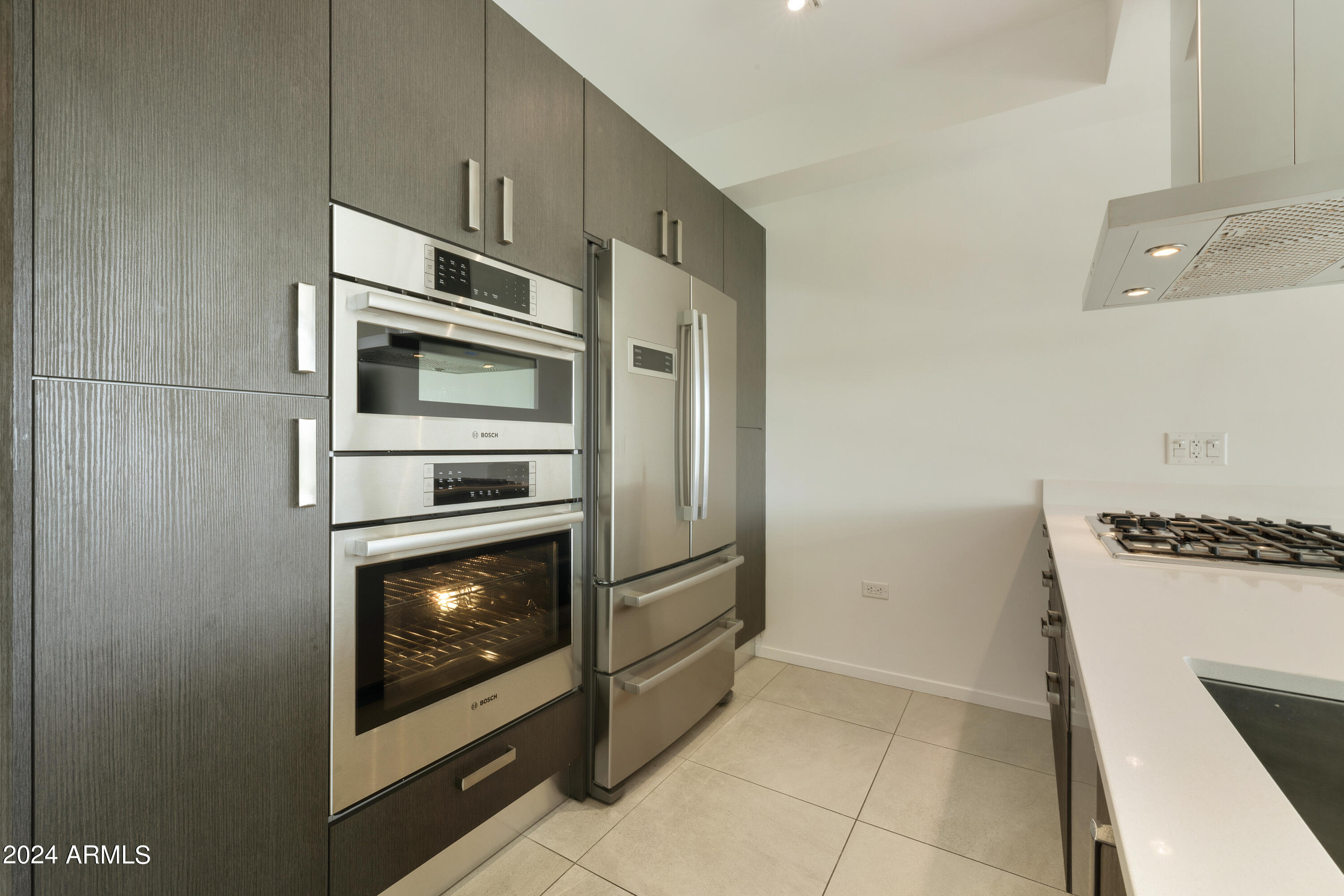 7120 E KIERLAND Boulevard 316