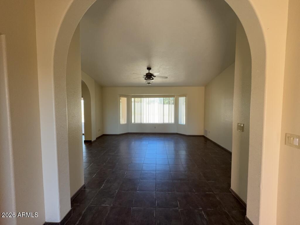 4877 LOS REYES Drive