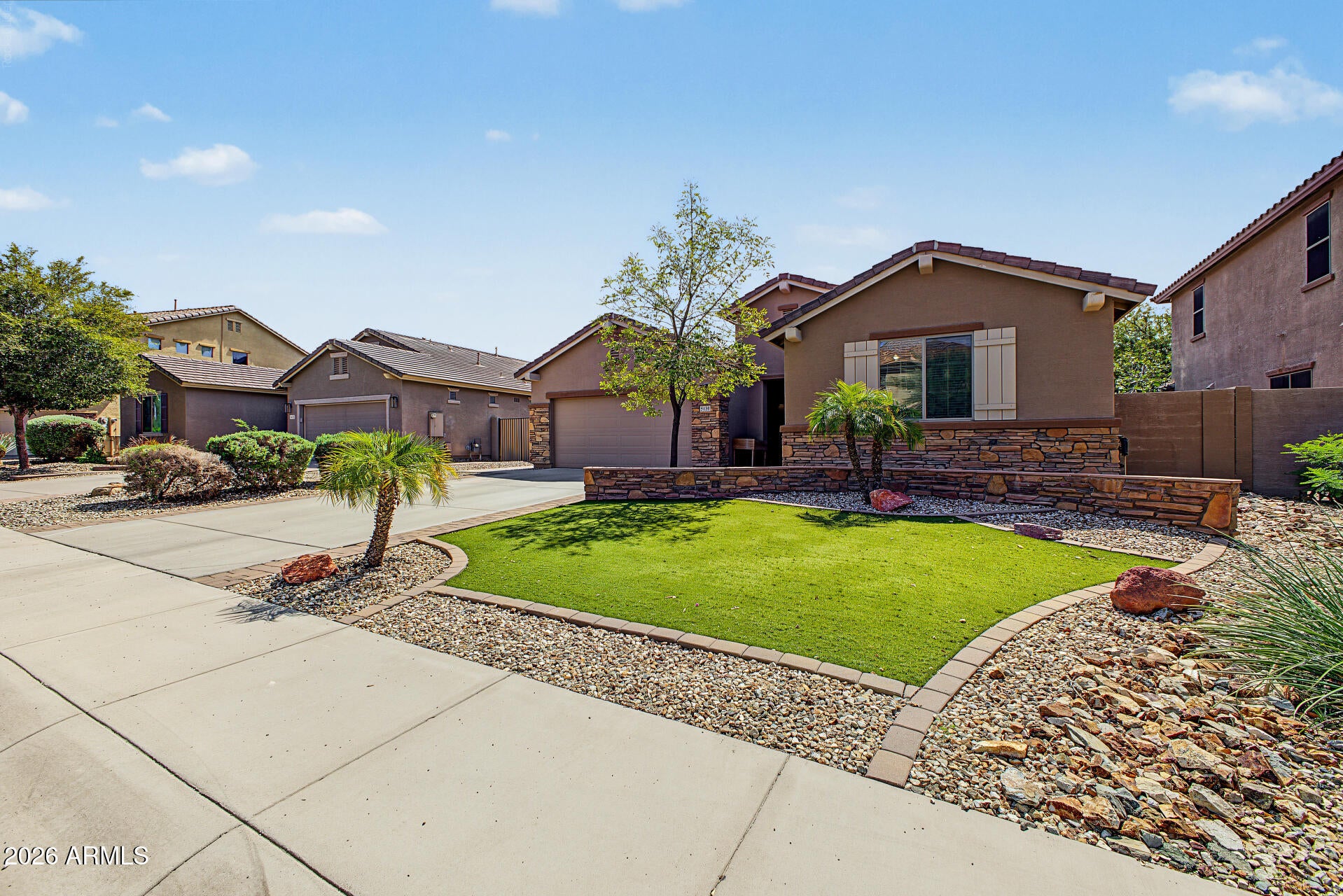 5439 W QUAIL TRACK Drive
