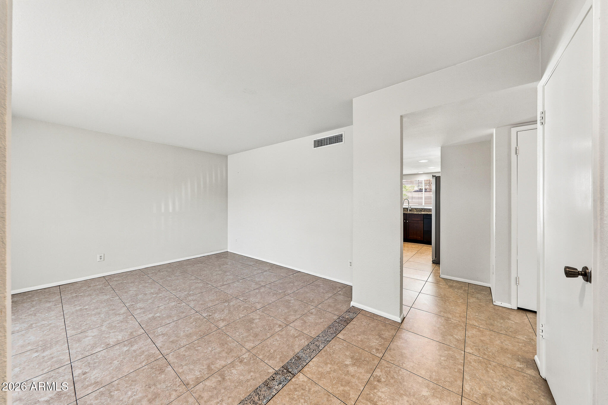 212 E Eugie Avenue