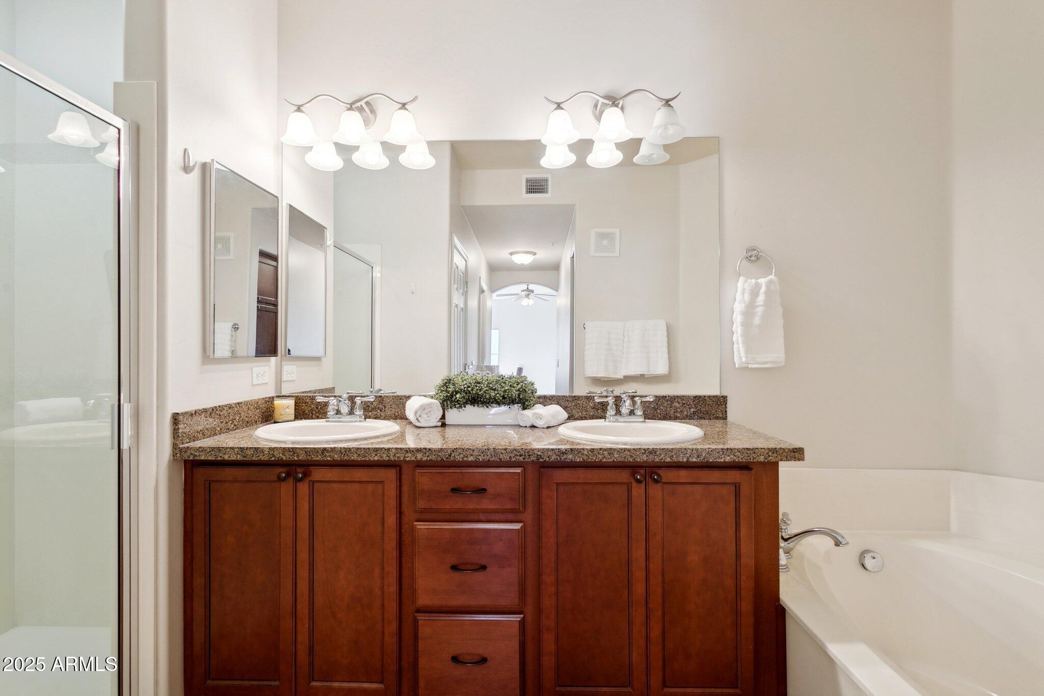 5350 E DEER VALLEY Drive 4267