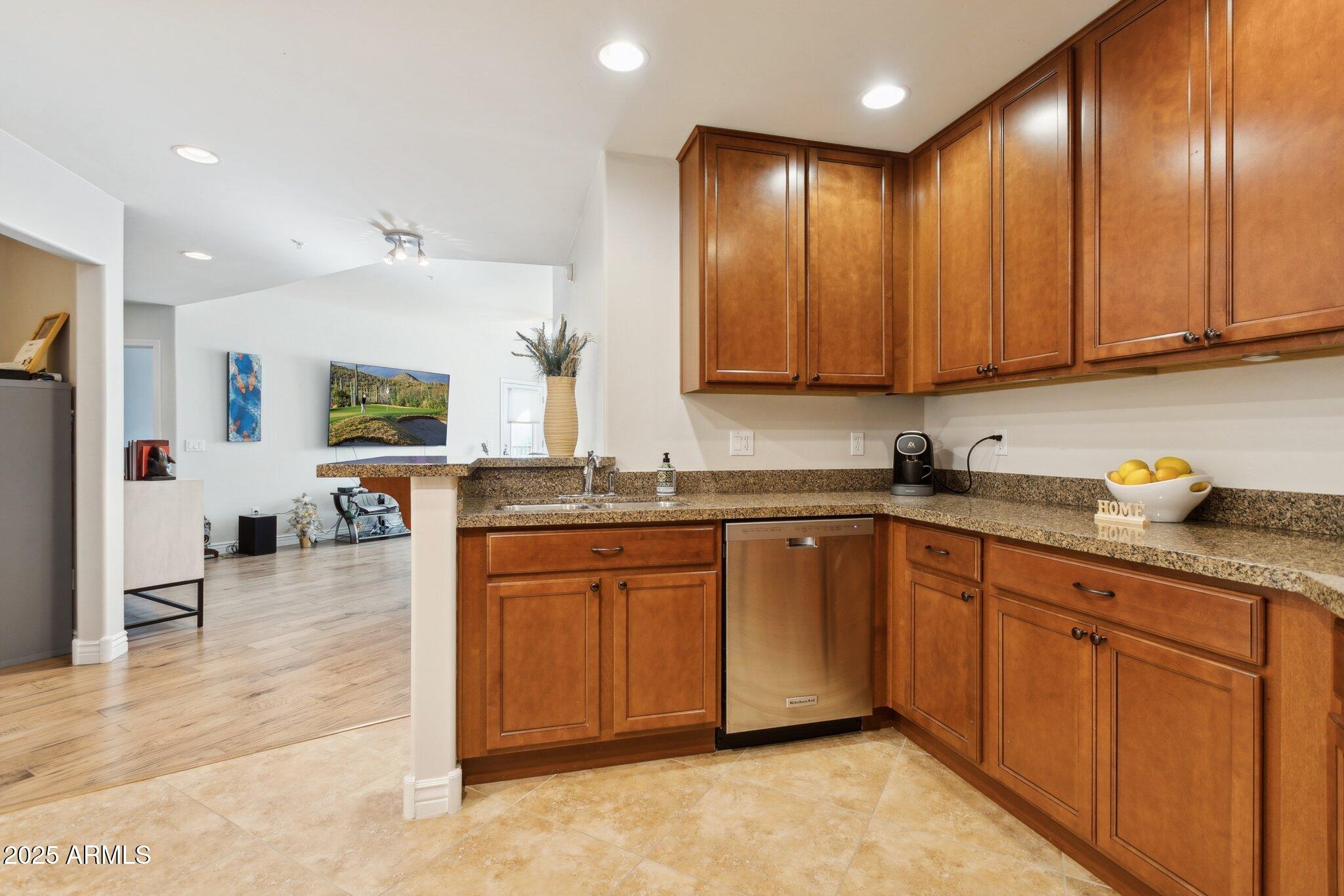 5350 E DEER VALLEY Drive 4267