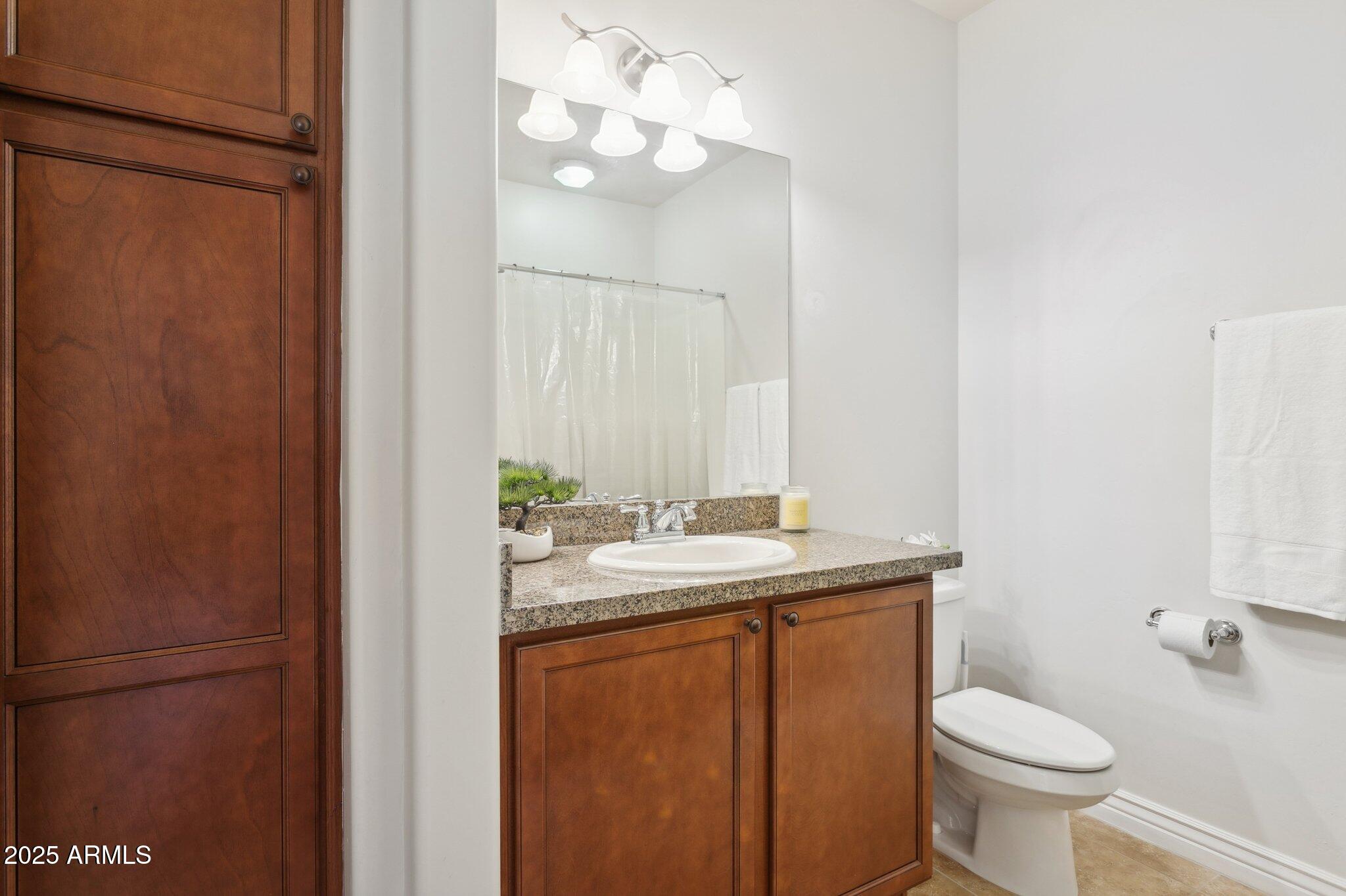 5350 E DEER VALLEY Drive 4267