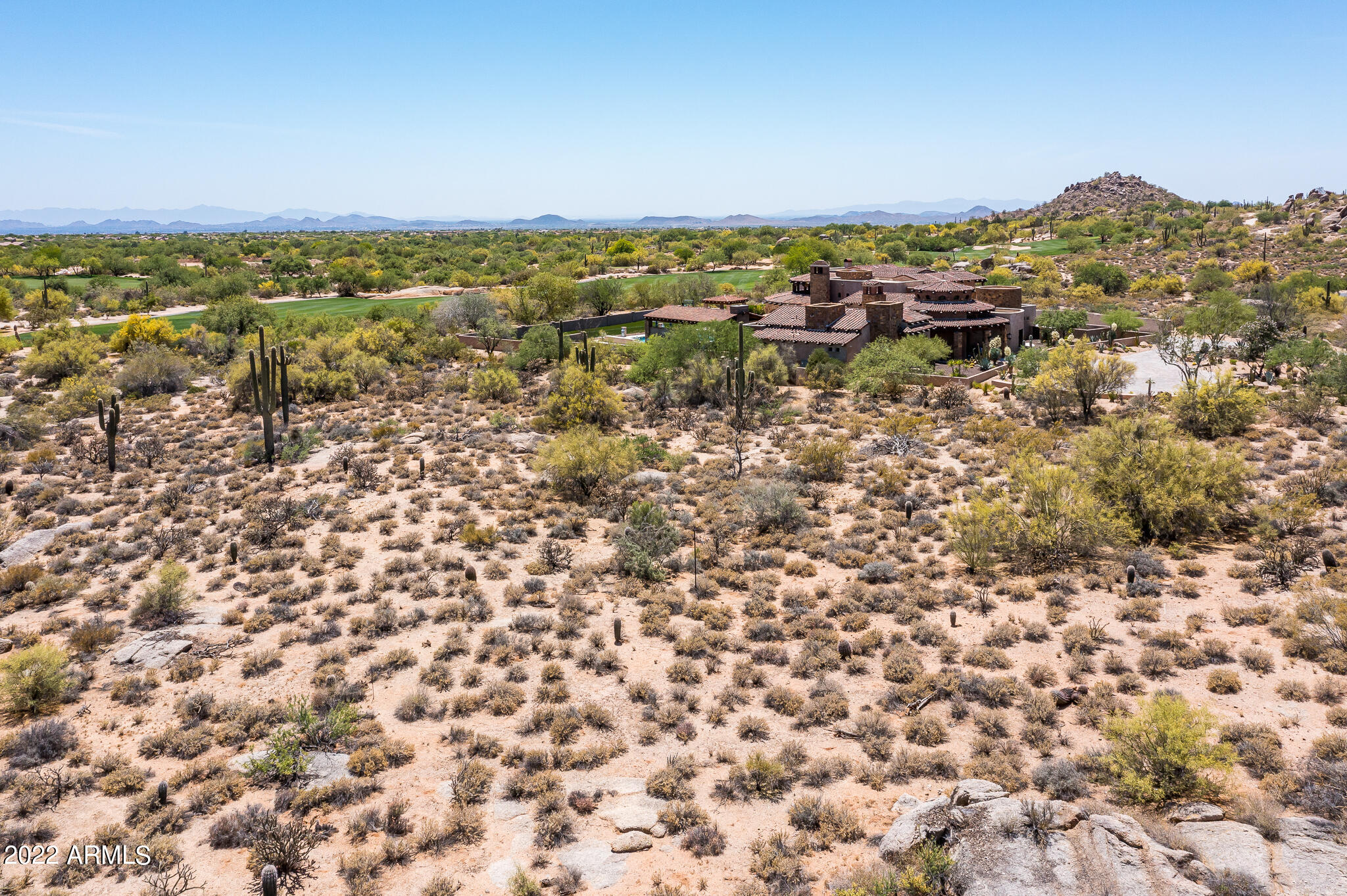 8091 E LEANING ROCK Road 195