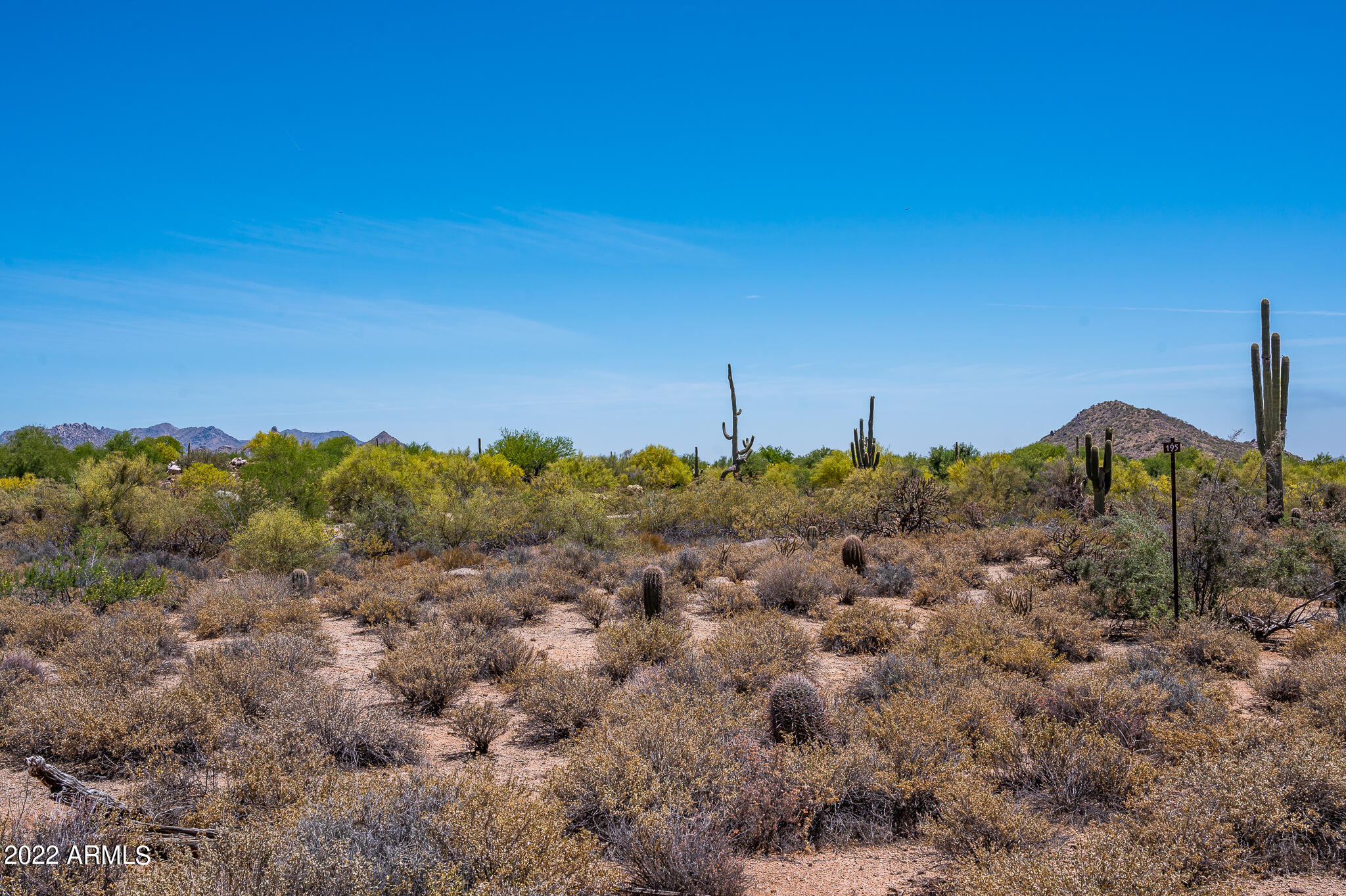 WHISPER ROCK - Land