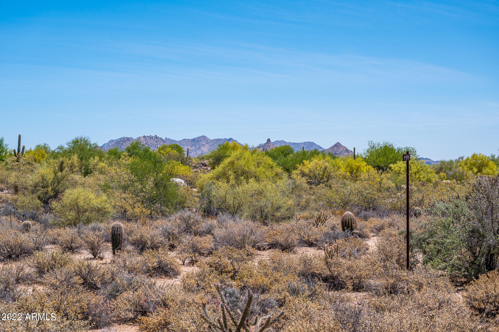 WHISPER ROCK - Land