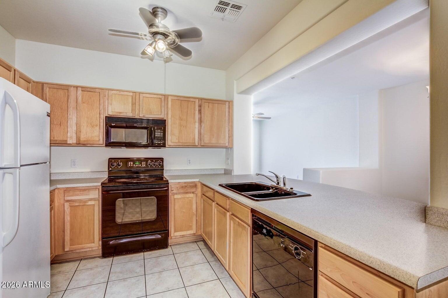 GRAYSILL CONDOMINIUMS - Residential