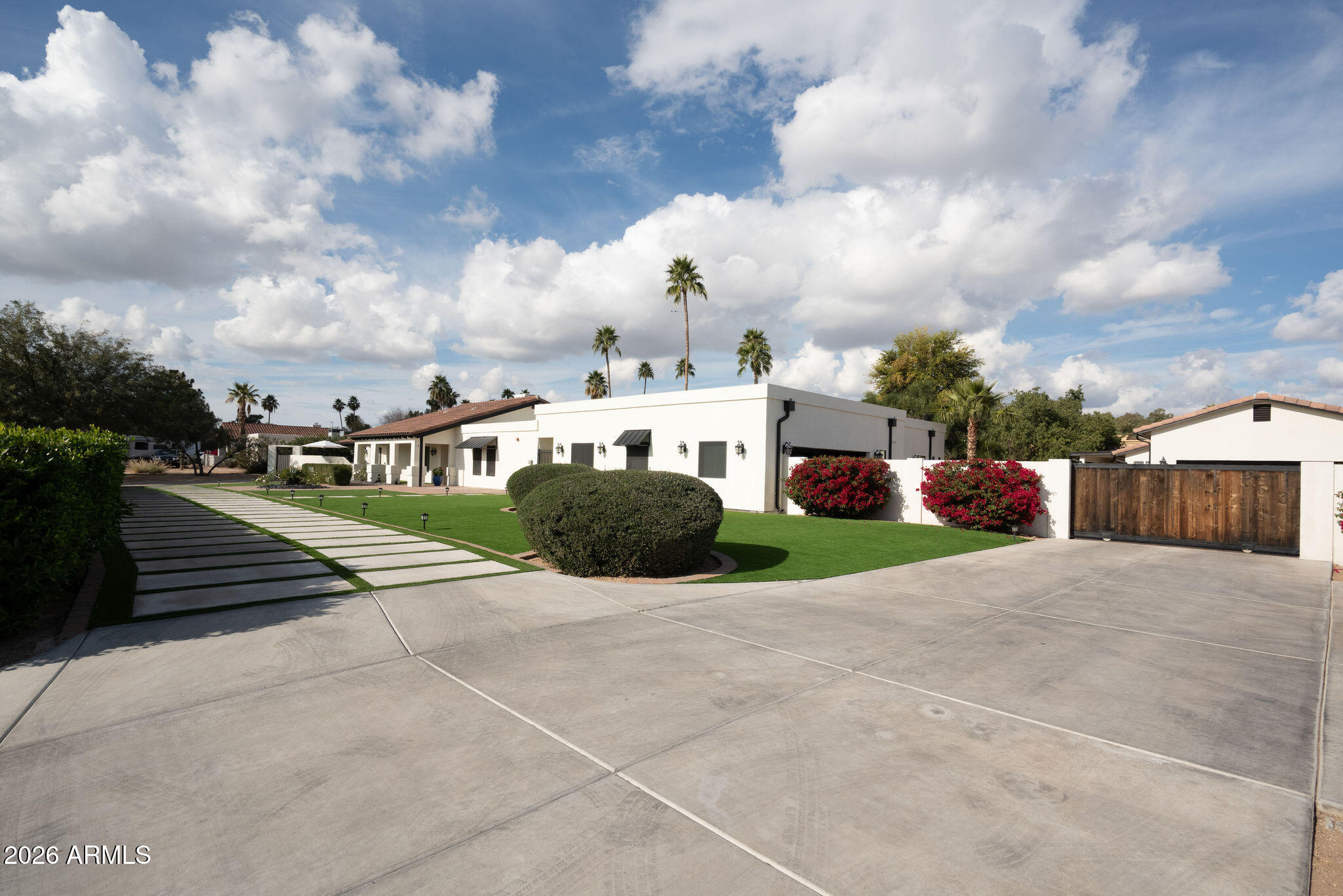 7480 E SWEETWATER Avenue