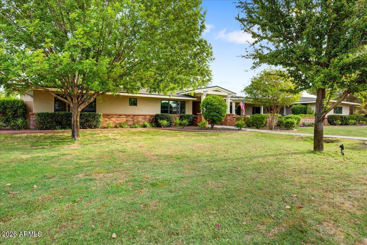 150 E WAGON WHEEL Drive