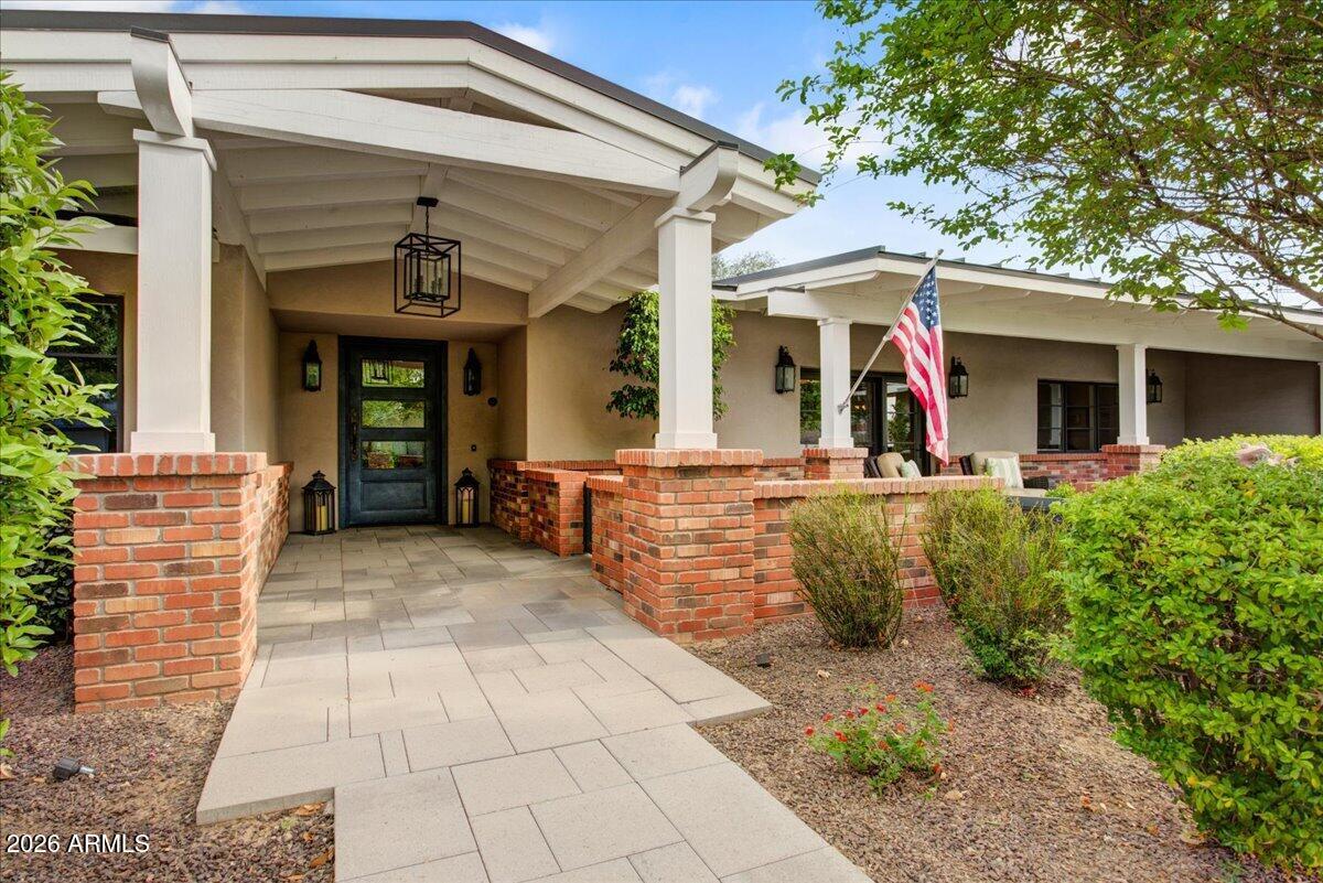 150 E WAGON WHEEL Drive