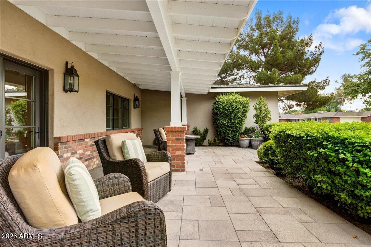 150 E WAGON WHEEL Drive