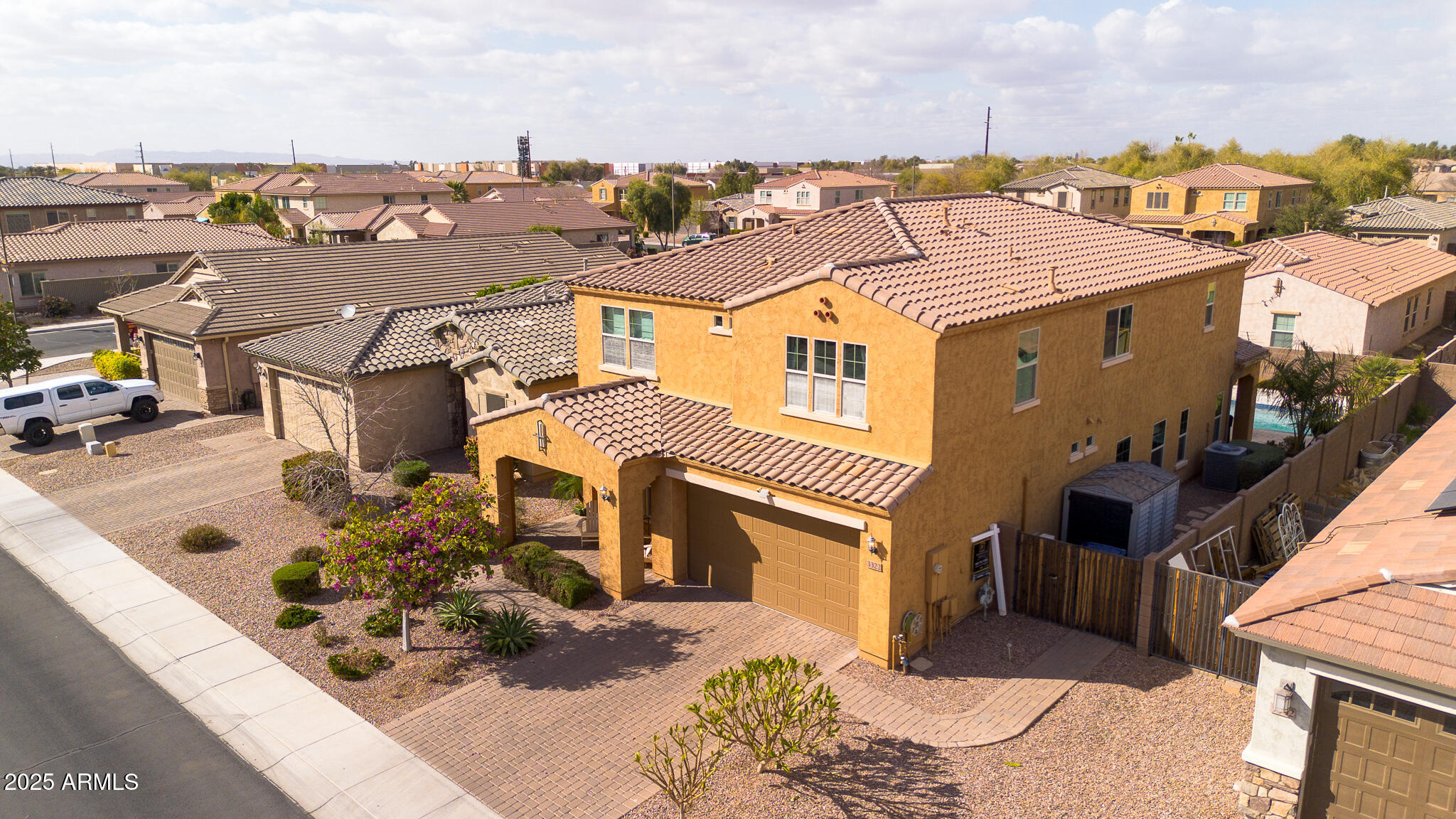 3322 E LANTANA Place