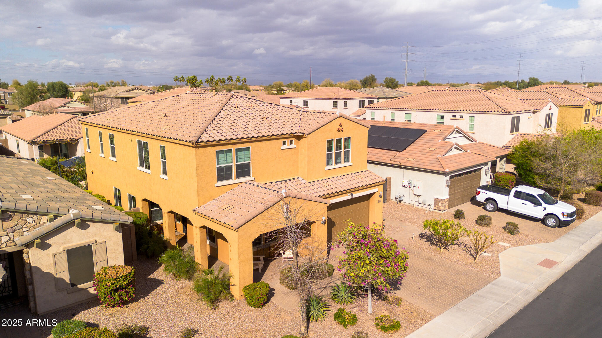3322 E LANTANA Place