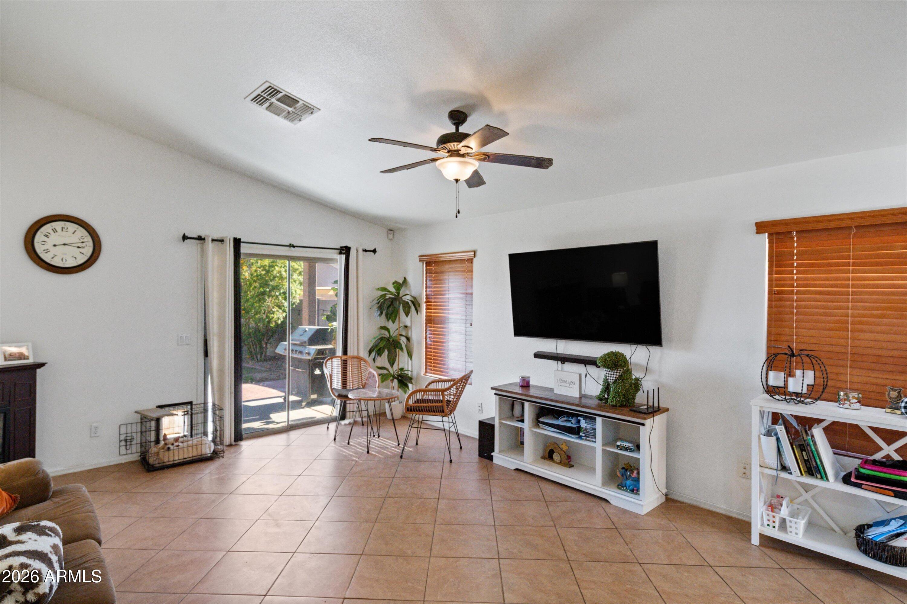 12737 W REDFIELD Road