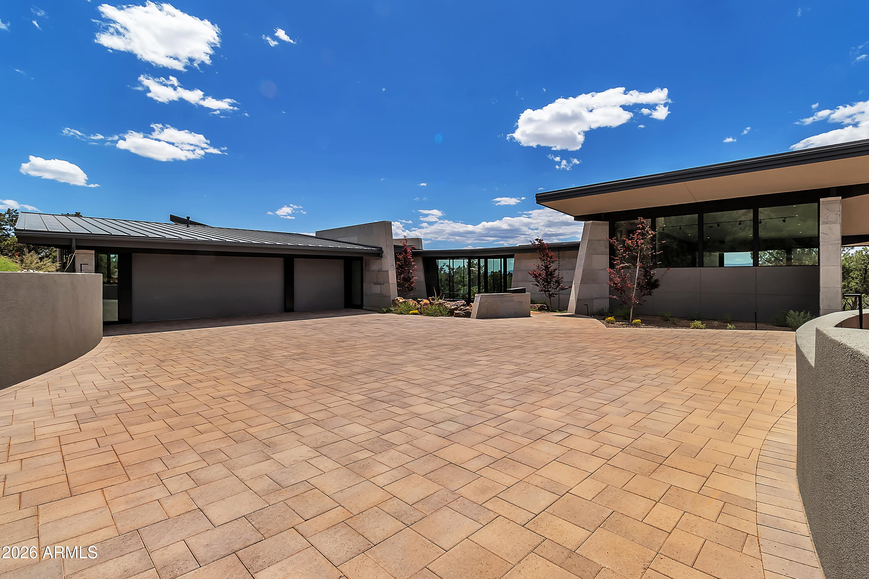 10 TOURMALINE Drive