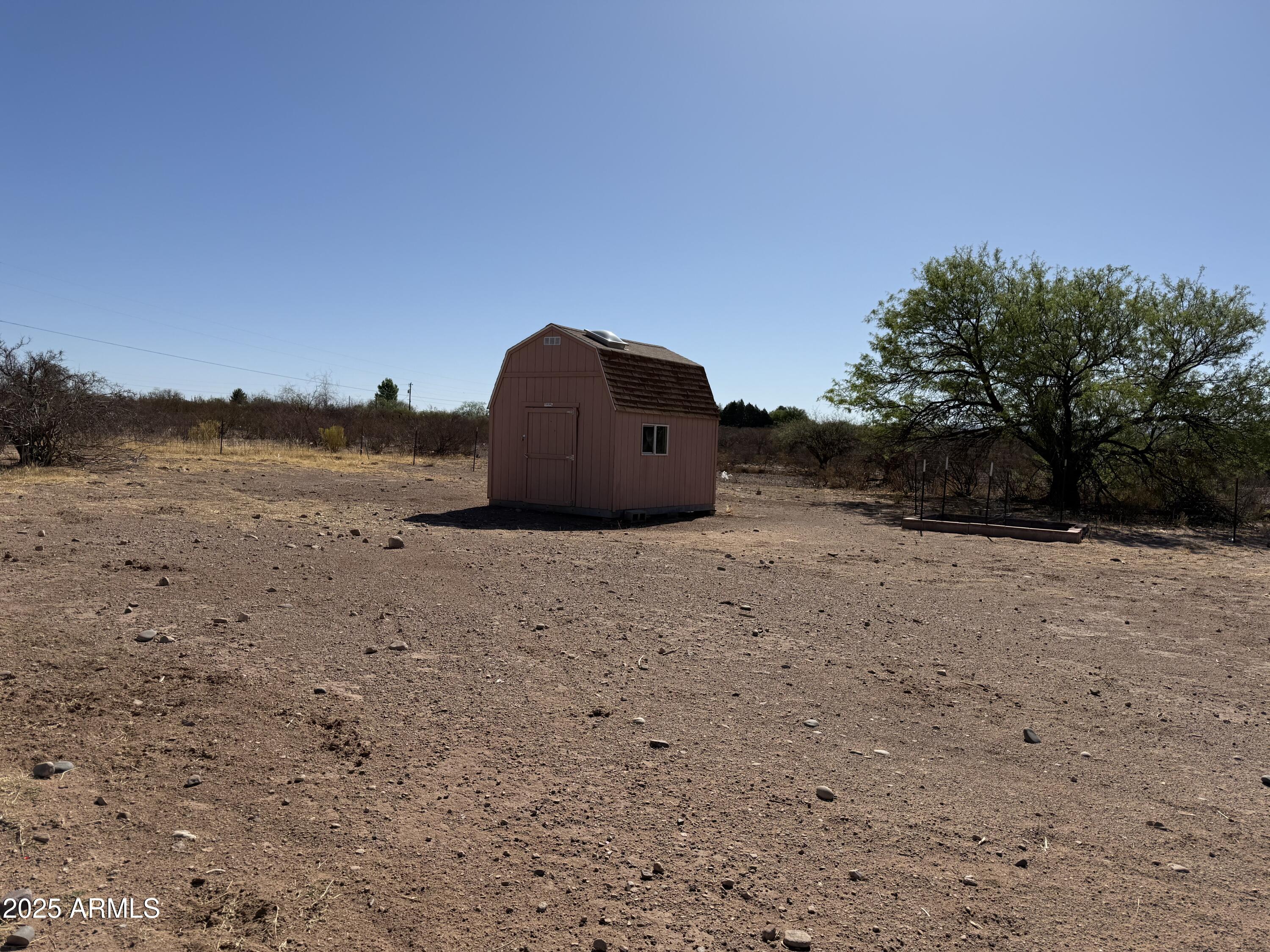 HIGH KNOLL RANCHES - Residential