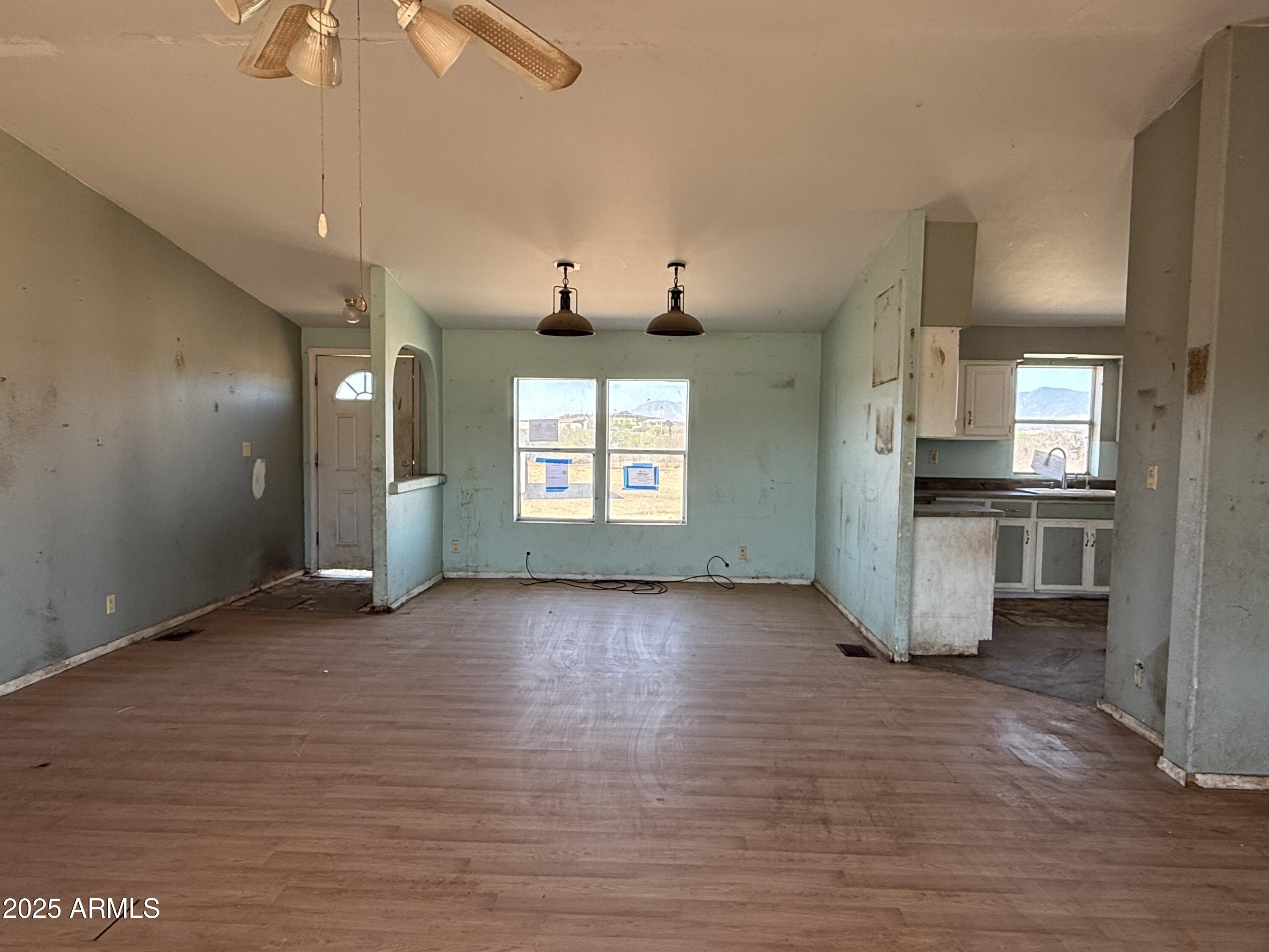 HIGH KNOLL RANCHES - Residential
