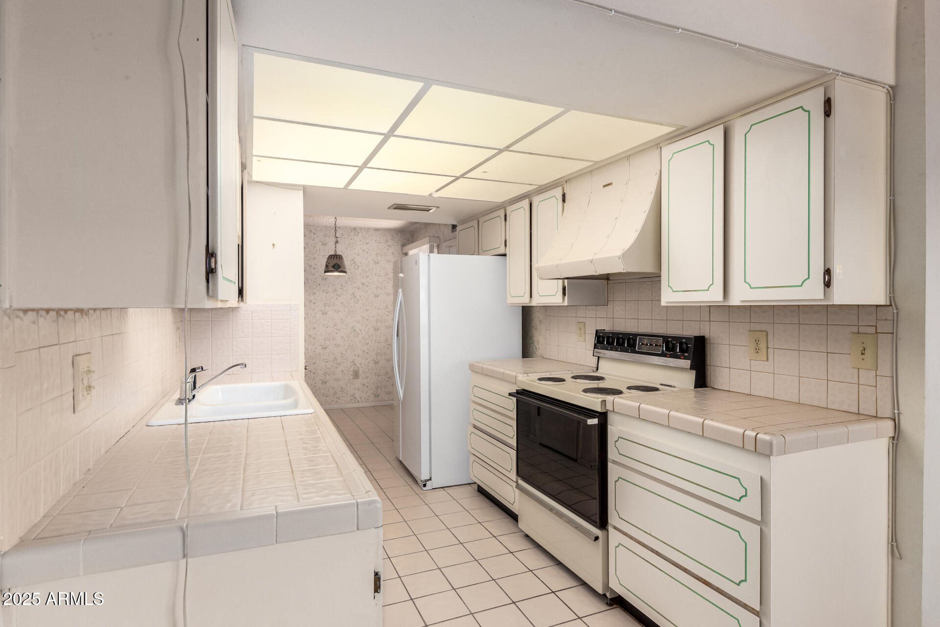 19610 N STAR RIDGE Drive