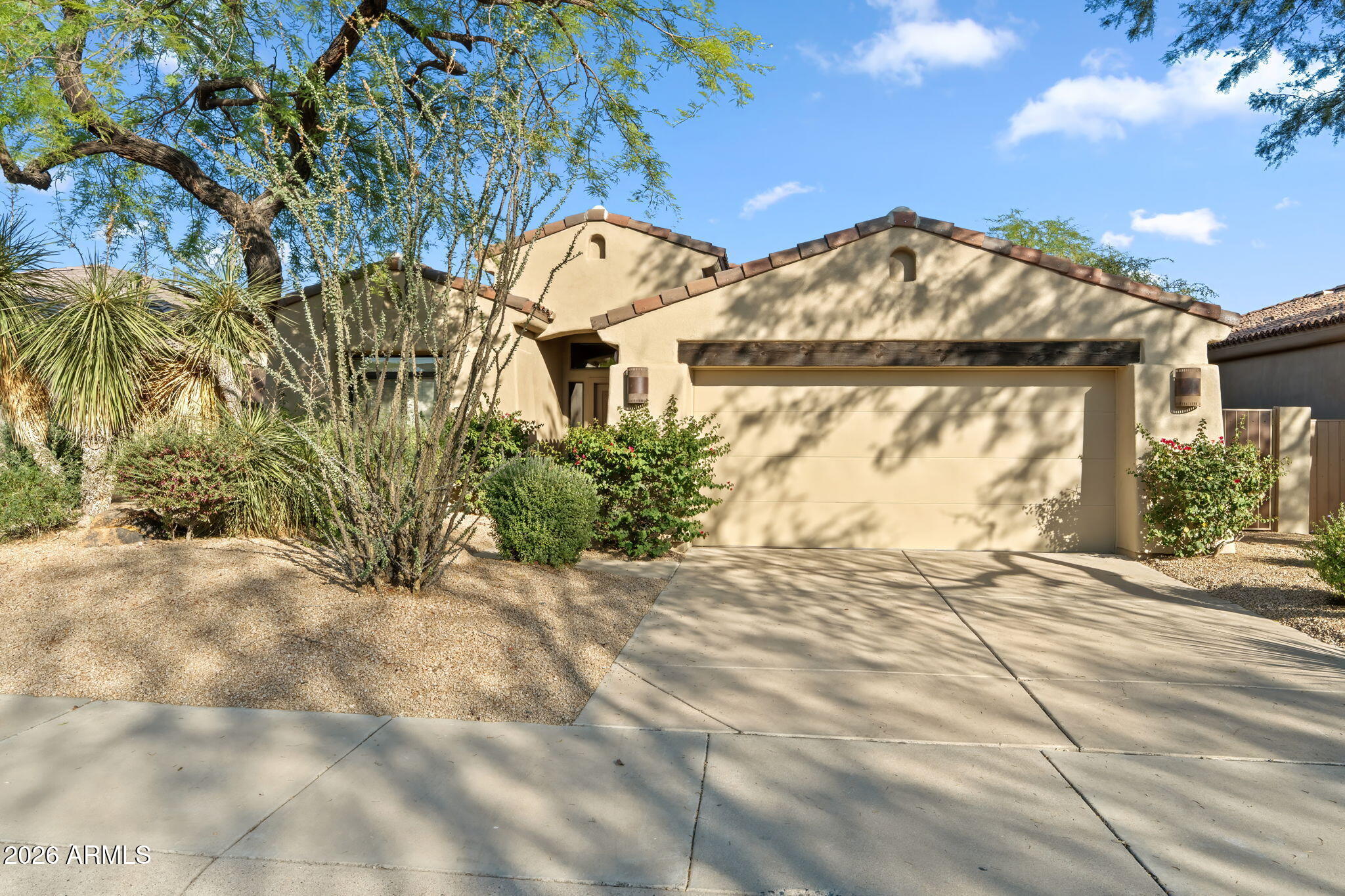 8195 E SIERRA PINTA Drive