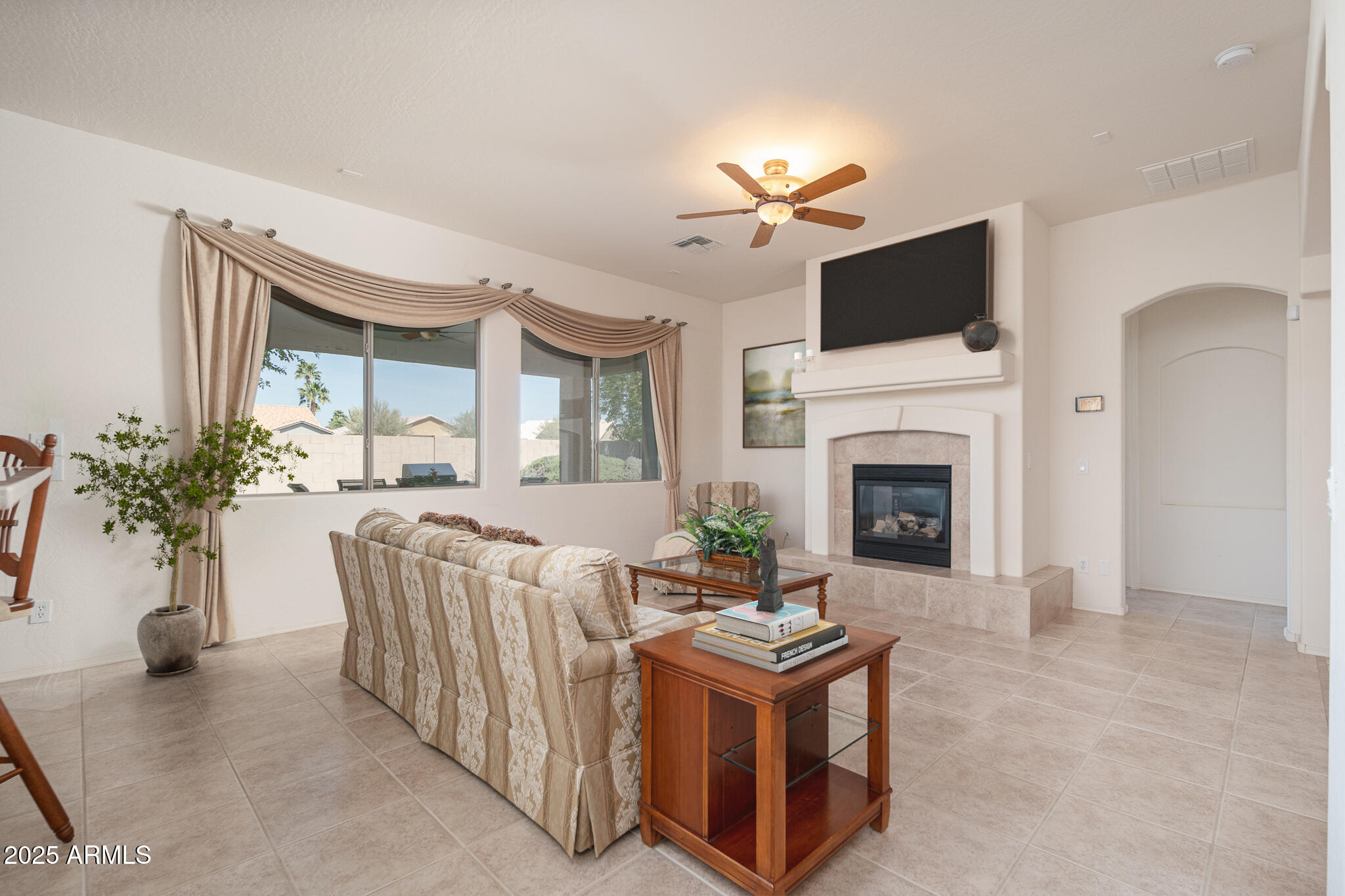 Goodyear, Arizona 85395, United States, 3 Bedrooms Bedrooms, ,2 BathroomsBathrooms,Residential,Active,97144