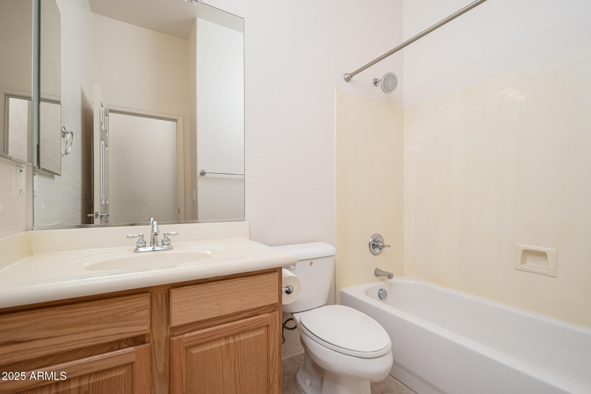 Goodyear, Arizona 85395, United States, 3 Bedrooms Bedrooms, ,2 BathroomsBathrooms,Residential,Active,97144