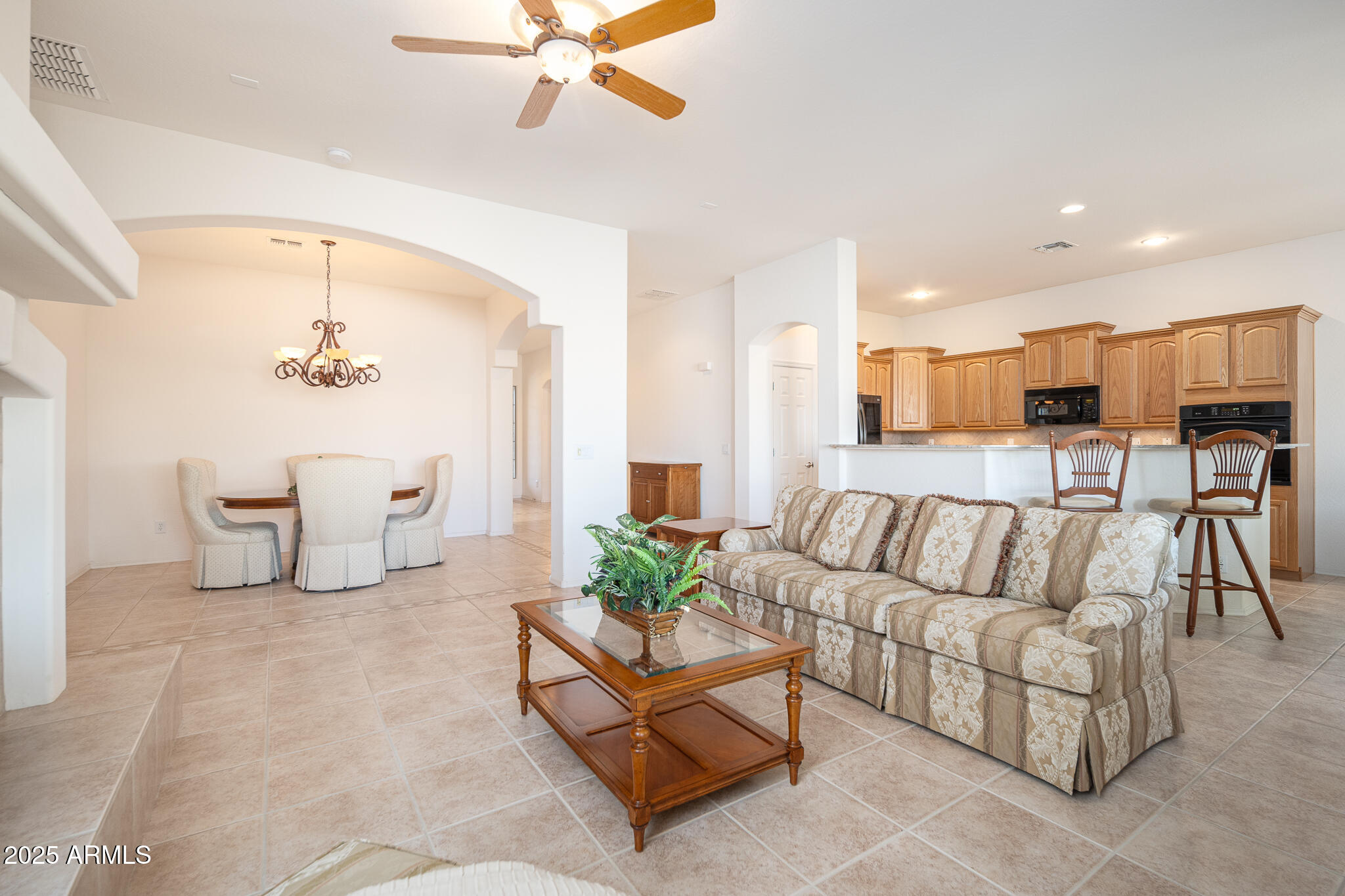 Goodyear, Arizona 85395, United States, 3 Bedrooms Bedrooms, ,2 BathroomsBathrooms,Residential,Active,97144