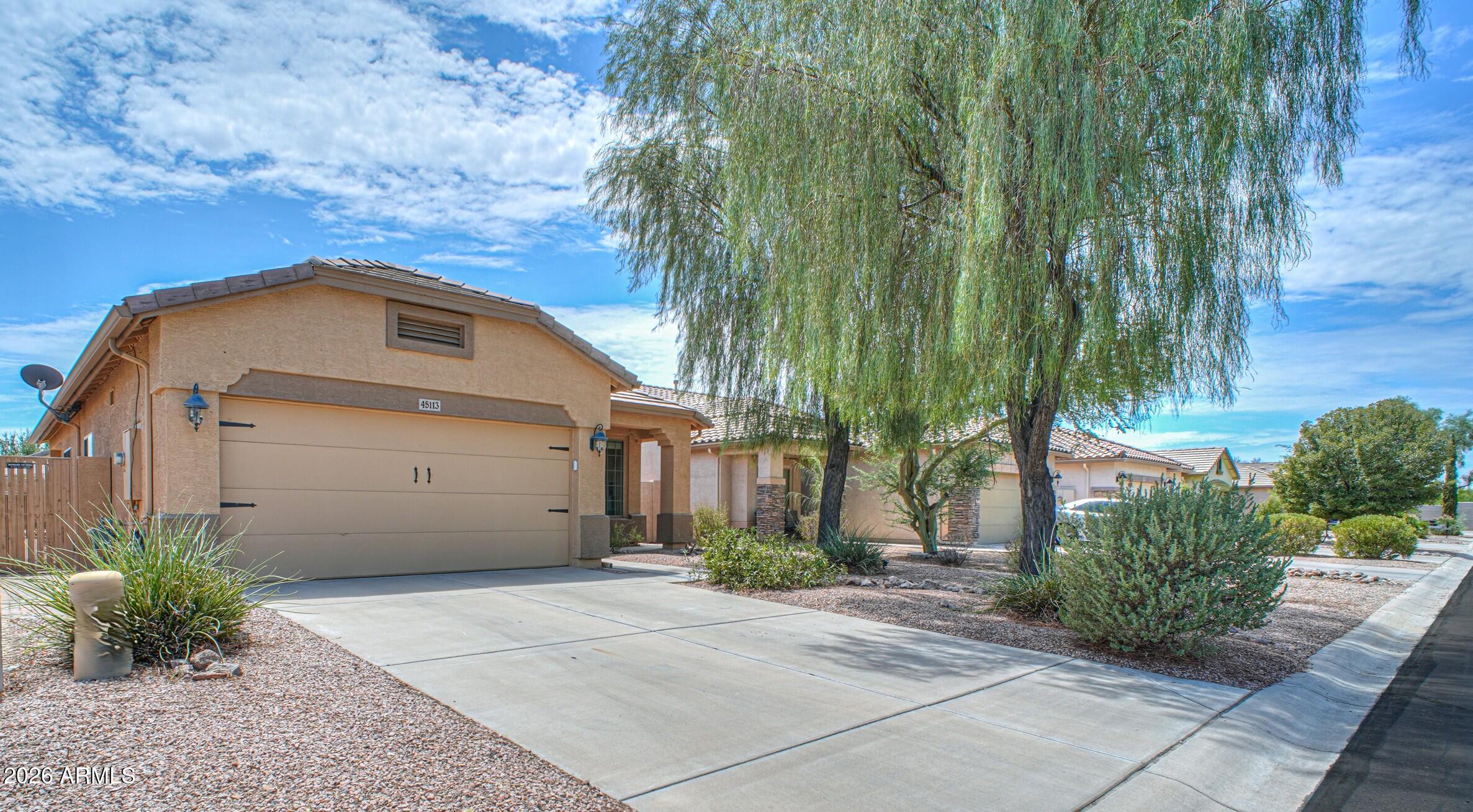 45113 W WINDROSE Drive