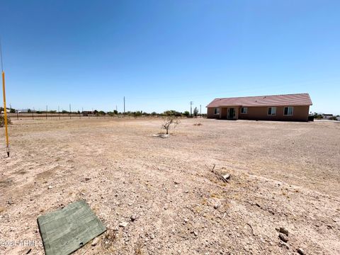 A home in Tonopah