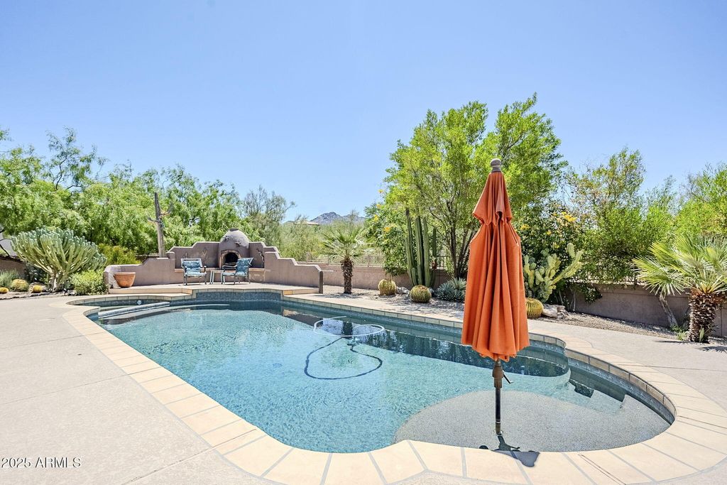 Photo of 9421 E Calle De Valle Drive, Scottsdale, AZ 85255 (MLS # 6885139)