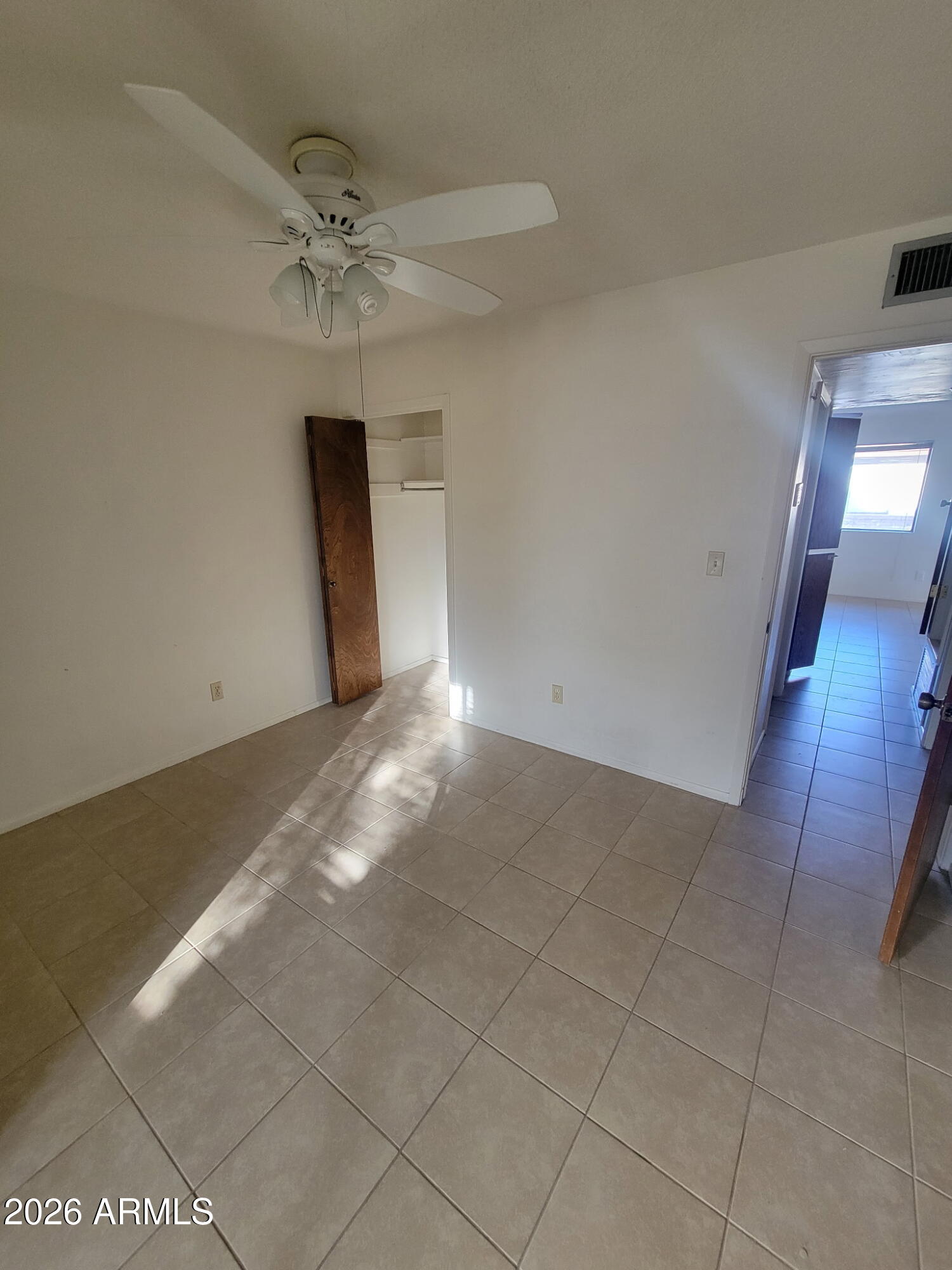PORTER ESTATES UNIT 2 - Residential Income