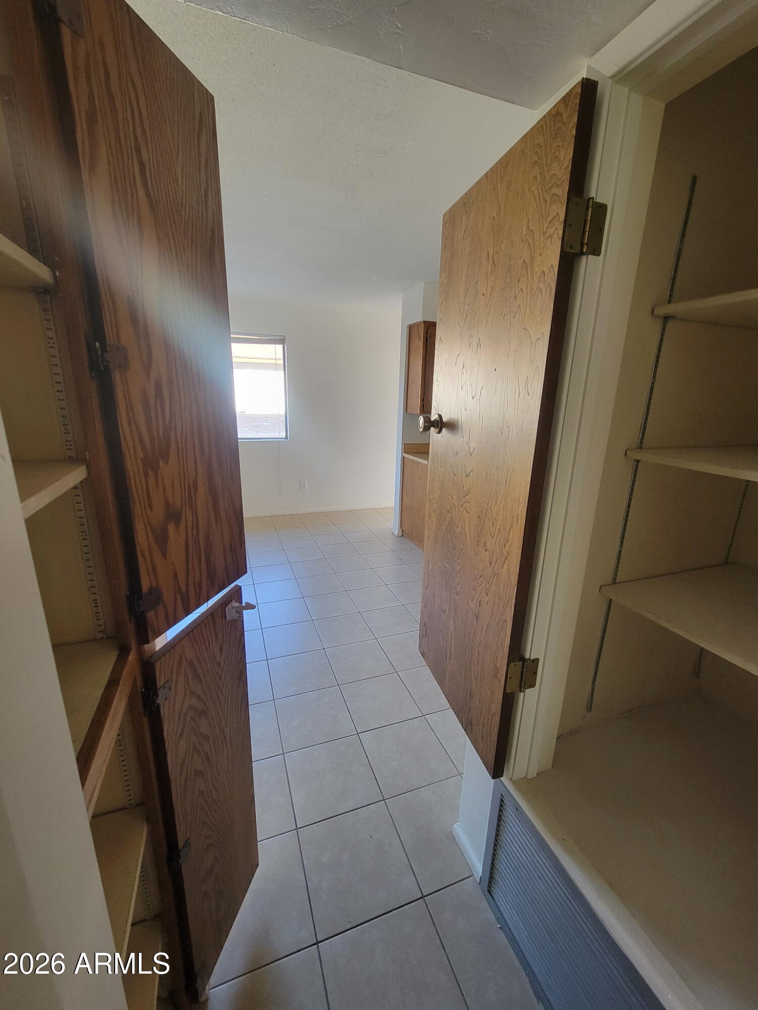 PORTER ESTATES UNIT 2 - Residential Income