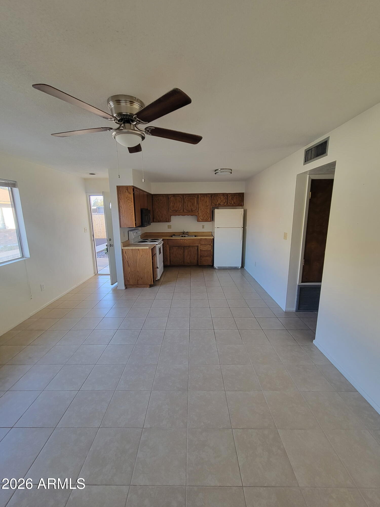 PORTER ESTATES UNIT 2 - Residential Income