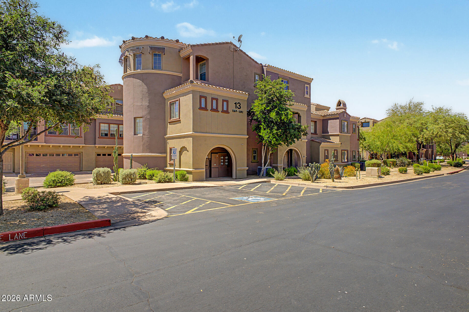 3935 E ROUGH RIDER Road 1173