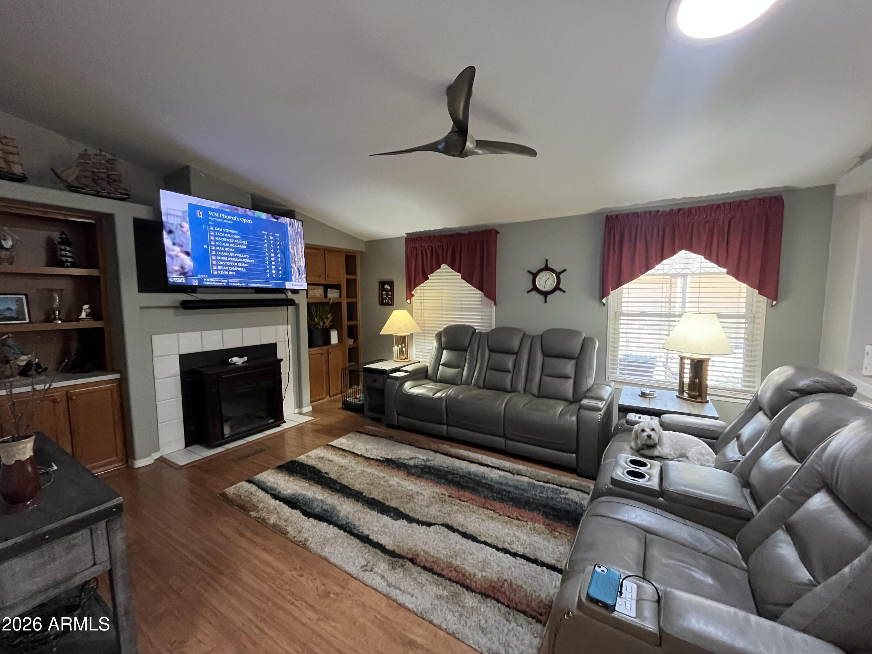 11596 W SIERRA DAWN Boulevard 195