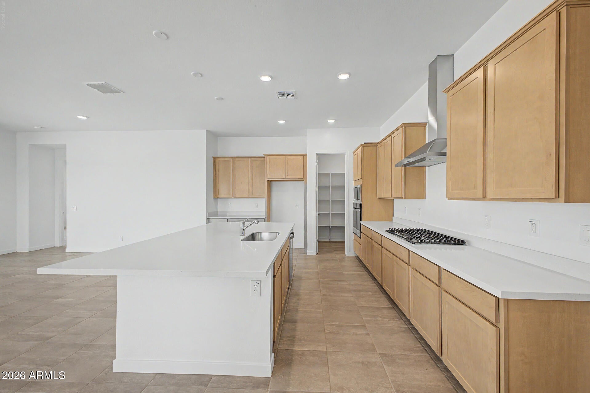 356 W FLOYD Drive