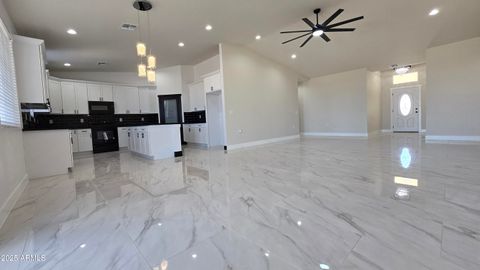 A home in Tonopah