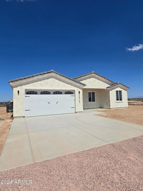 A home in Tonopah