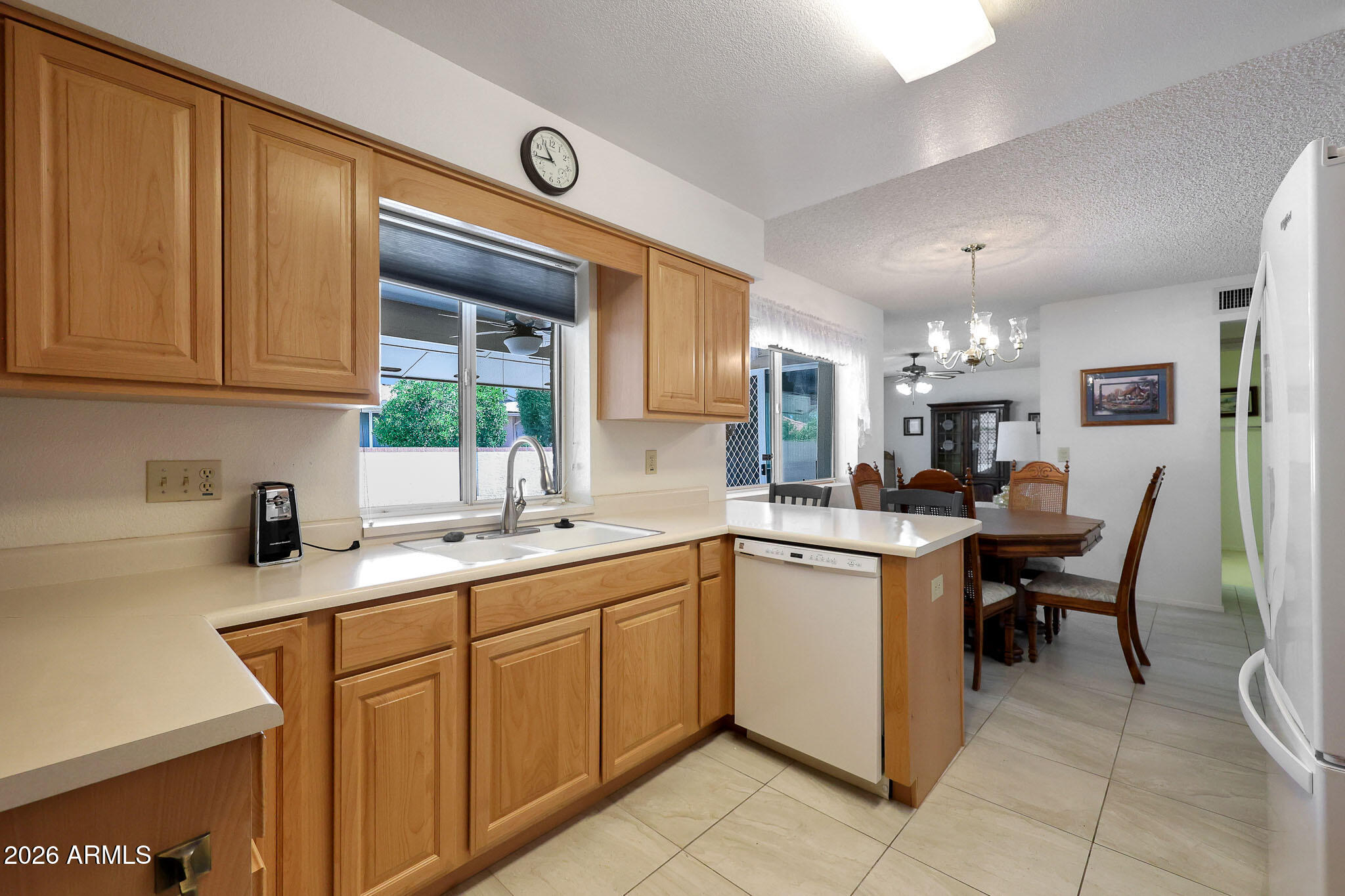 8250 E MEDINA Avenue