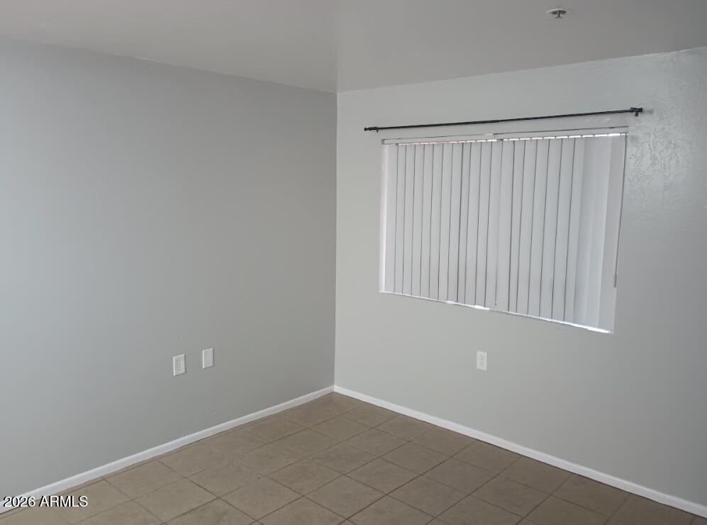 12221 W BELL Road 182