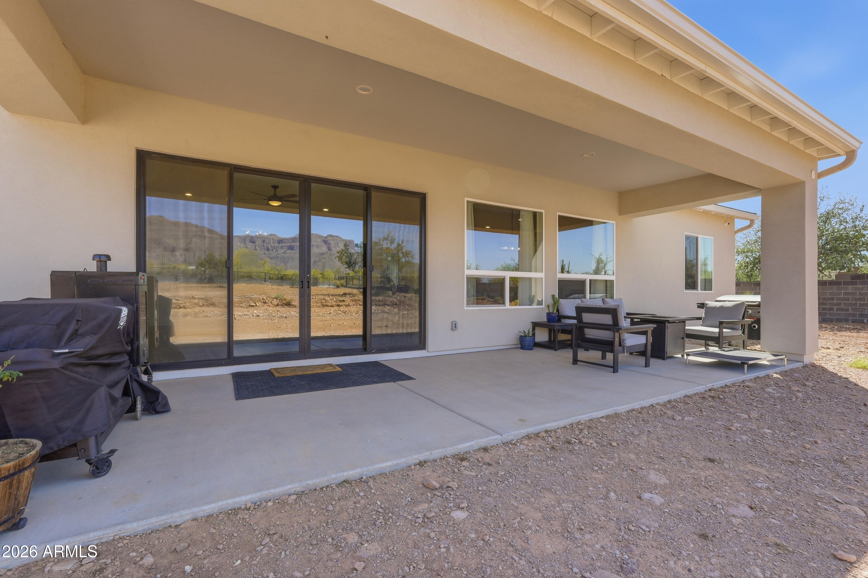 NO HOA - 1.25 ACRE LOT - Residential