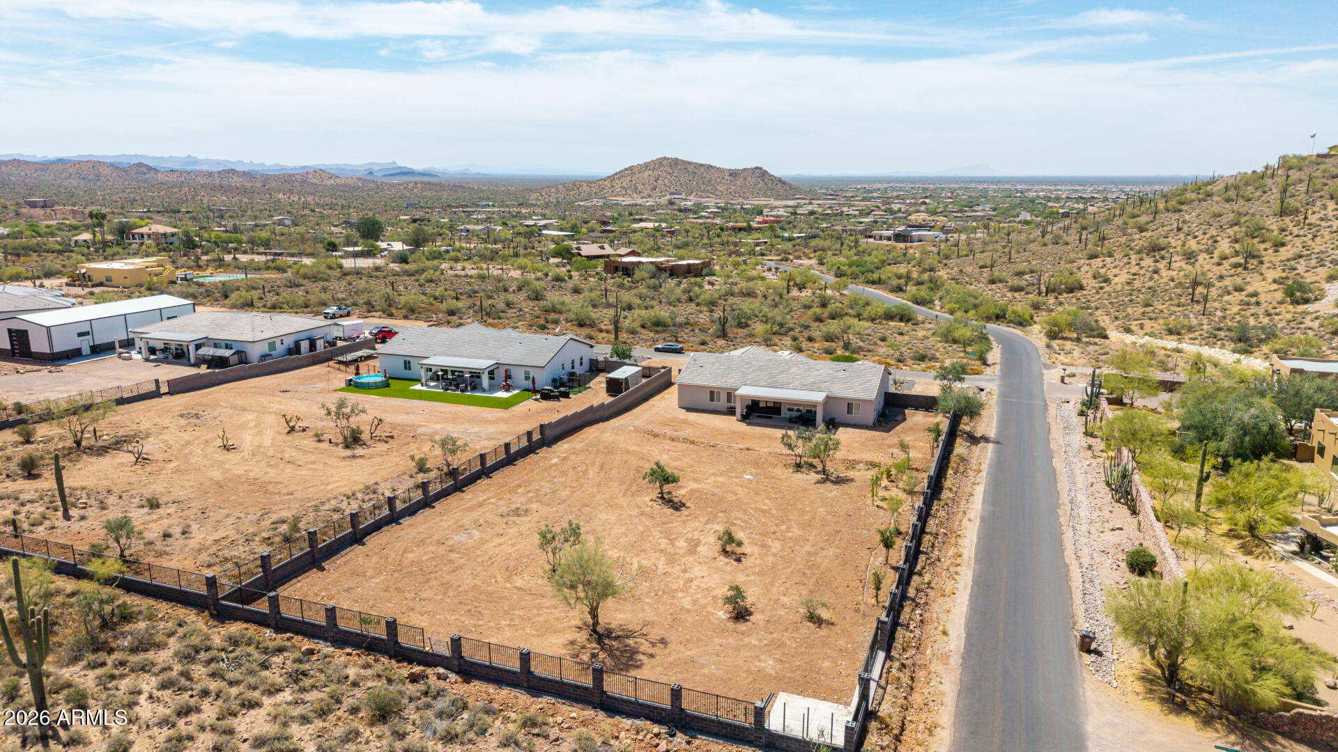 NO HOA - 1.25 ACRE LOT - Residential