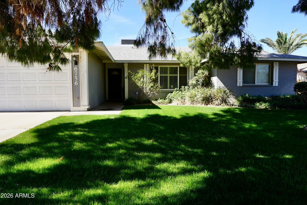 Photo of 6756 S Oak Street, Tempe, AZ 85283 (MLS # 6991258)