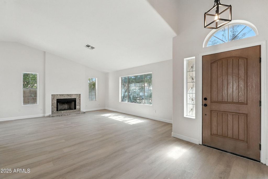 Photo of 12751 N 85th Drive, Peoria, AZ 85381 (MLS # 6916564)