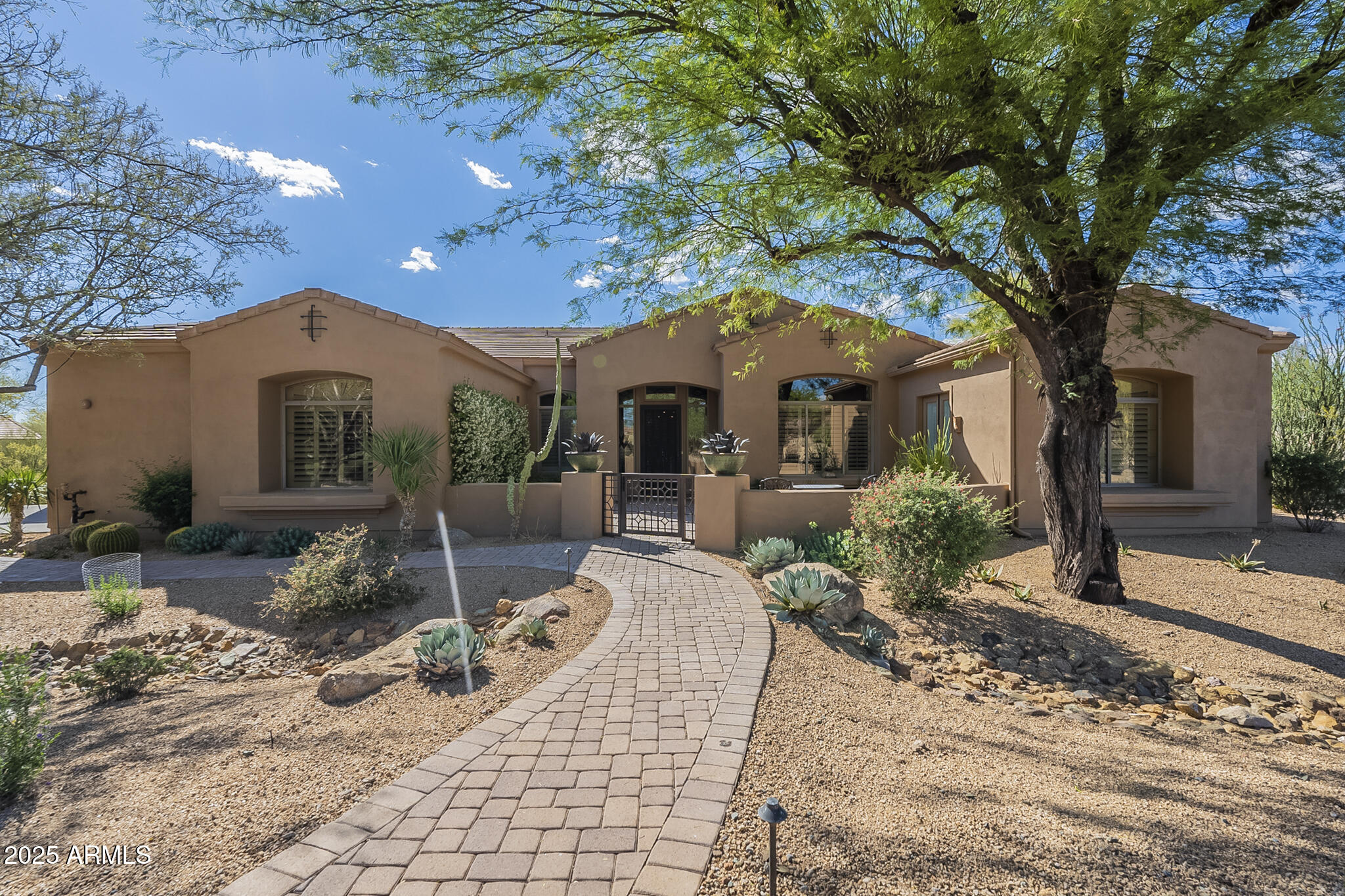 8248 E ARROYO HONDO Road